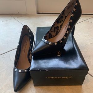 Brand new Black pointy heels